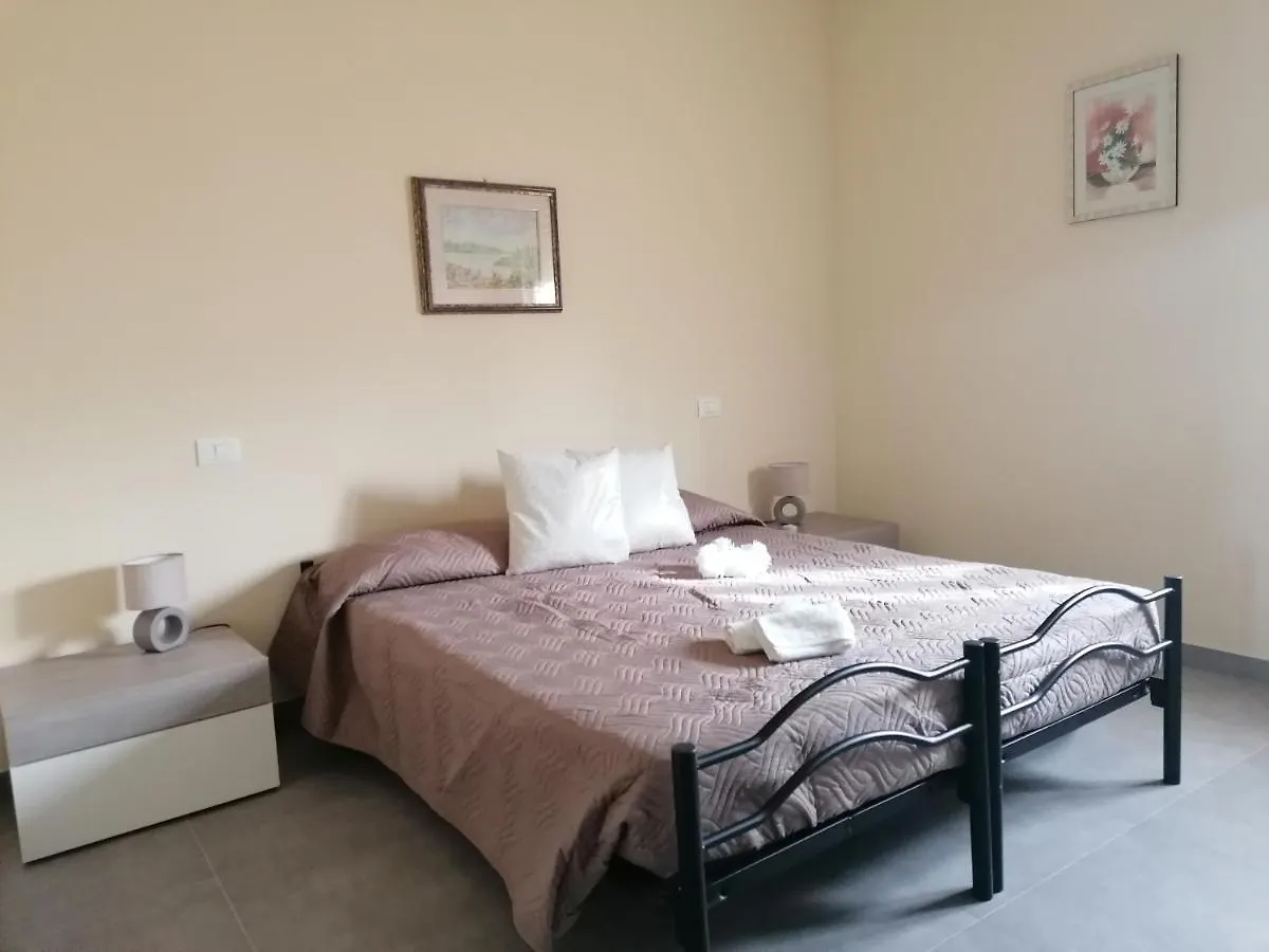 Villa La Magnolia - Private Beach Access, Garden, Views Lazise 0*,  Italy