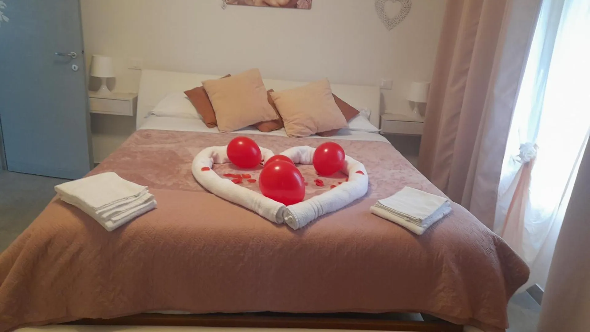 Villa La Magnolia - Private Beach Access, Garden, Views Lazise Apartment