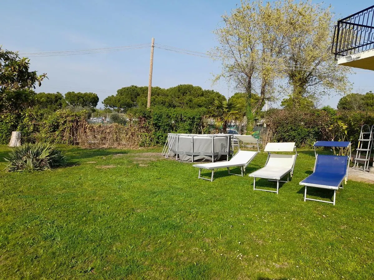 Villa La Magnolia - Private Beach Access, Garden, Views Lazise Apartment