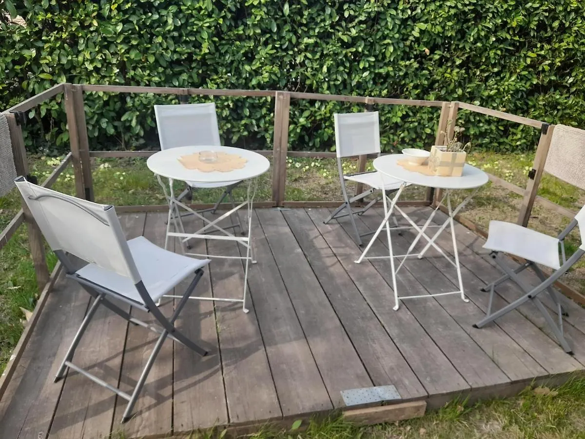 Villa La Magnolia - Private Beach Access, Garden, Views Lazise Apartment